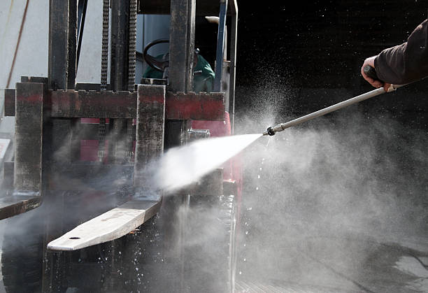 Best Commercial Building Pressure Washing  in La Marque, TX